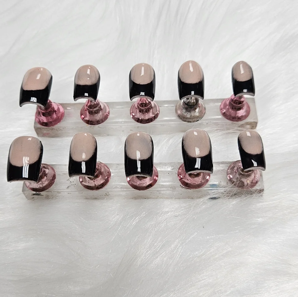 Acrylic press on nails - Picture 6 of 7